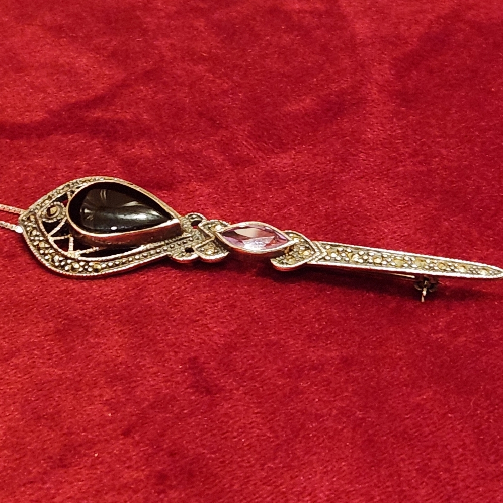 Vintage Sterling Silver Onyx & Amethyst Brooch
